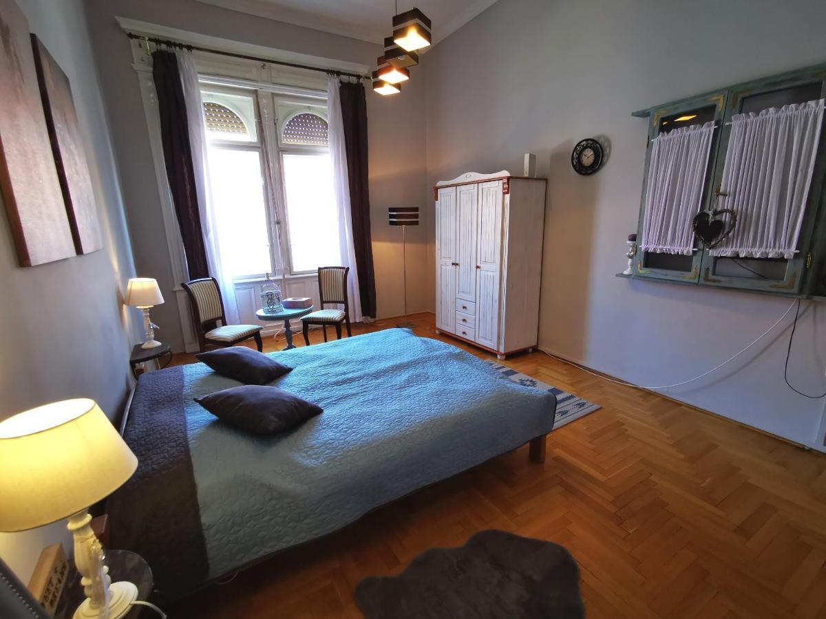 מישקולץ Belvarosi Vintage Apartman A Setaloutcan מראה חיצוני תמונה